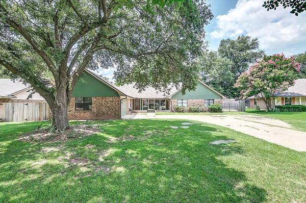 4396 Parkridge Drive, Benton, LA 71006