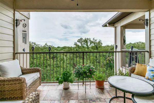 500 Waters Edge Drive #135,  Lake Dallas,  TX 75065