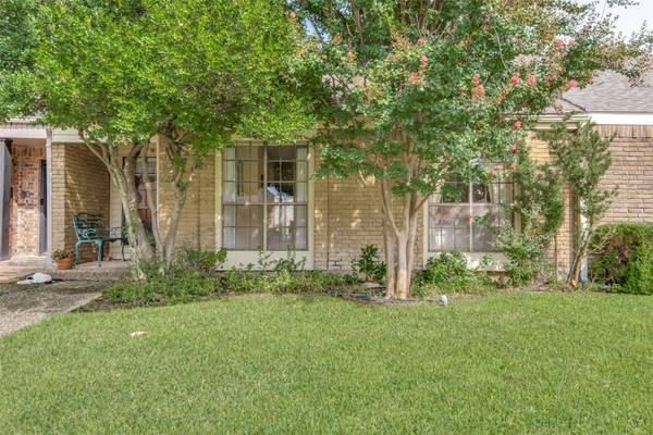 5124 Meadowcreek Drive, Dallas, TX 75248