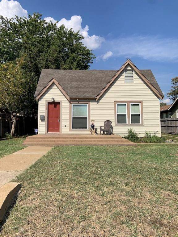 4730 Calmont Avenue, Fort Worth, TX 76107