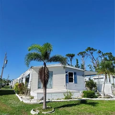 838 Peaceful DR, North Fort Myers, FL 33917