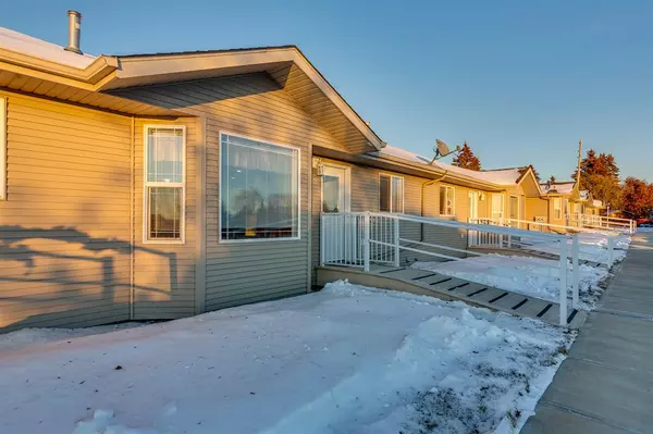 Rimbey, AB T0C 2J0,100 Legacy Lane # 5