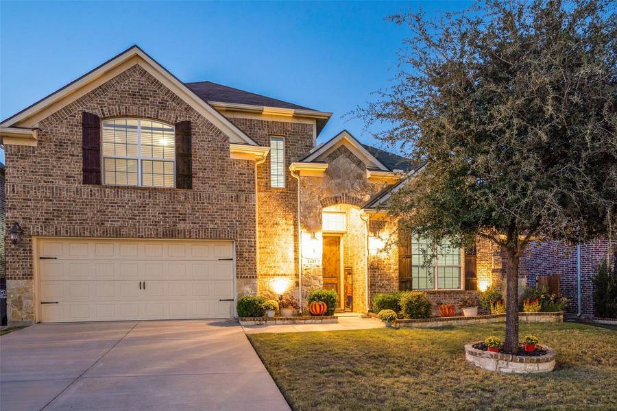 2457 Valley Glen Drive, Little Elm, TX 75068