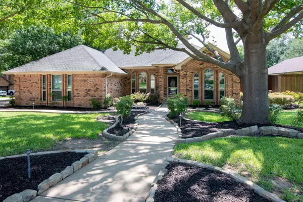 3402 Fox Glen Drive, Colleyville, TX 76034