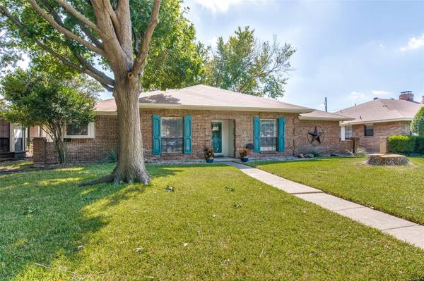 3506 Andrea Lane, Rowlett, TX 75088