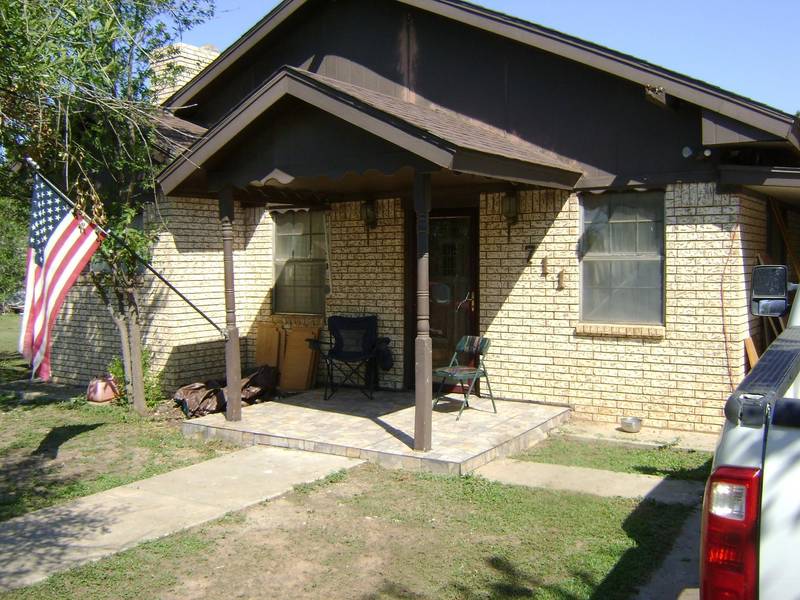 711 Texas Street, Stamford, TX 79553