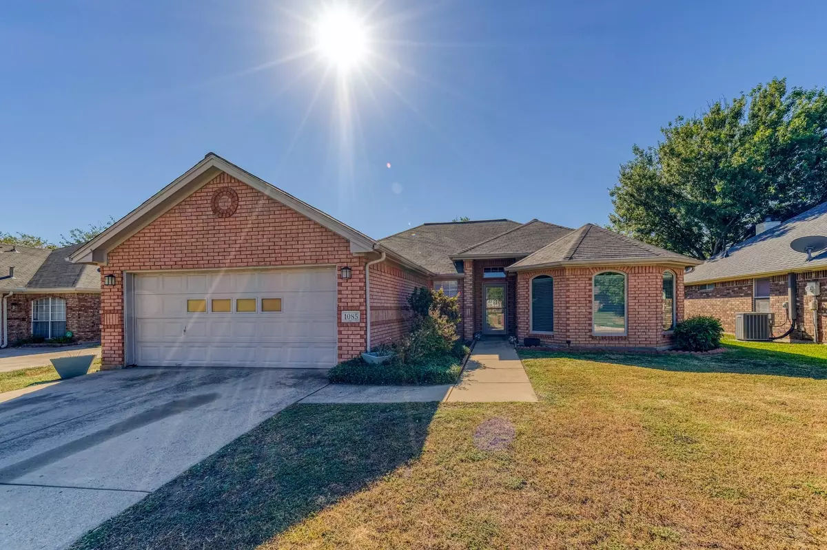 Saginaw, TX 76179,1085 Springwood Drive