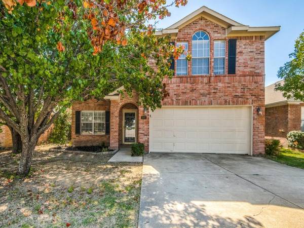 5444 Beaver Ridge Drive, Watauga, TX 76137