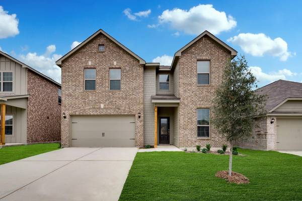 7641 Noble Oaks Drive, Fort Worth, TX 76120