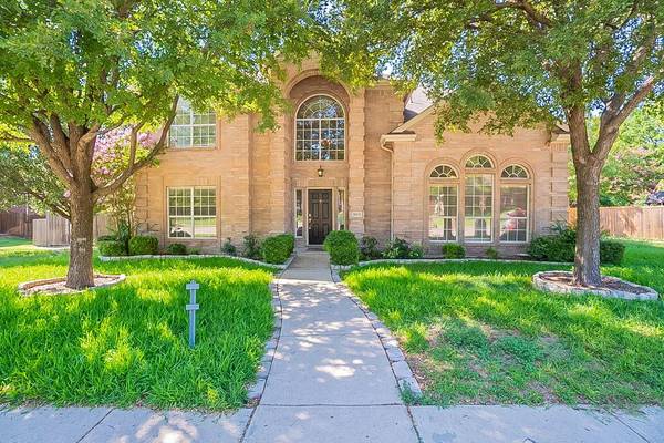 3013 Whispering, Rowlett, TX 75088