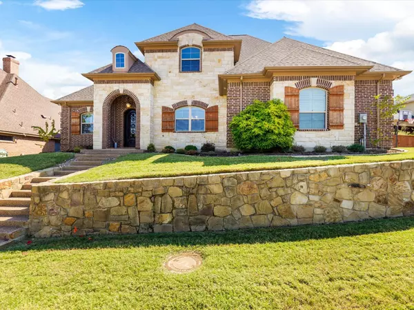 Arlington, TX 76012,611 Rainbow Creek Court