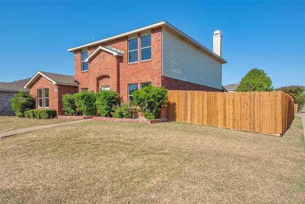 1628 Deerwood Drive, Rockwall, TX 75032