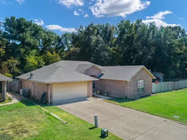 Canton, TX 75103,355 River Oaks Lane