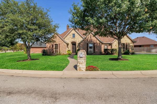 1407 Chaucer Drive, Cleburne, TX 76033