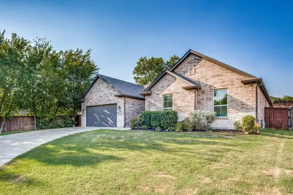 403 Abraham Court,  Irving,  TX 75060