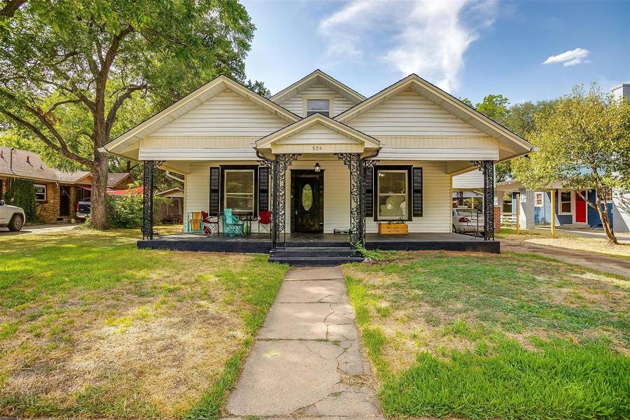 504 Featherston Street, Cleburne, TX 76033