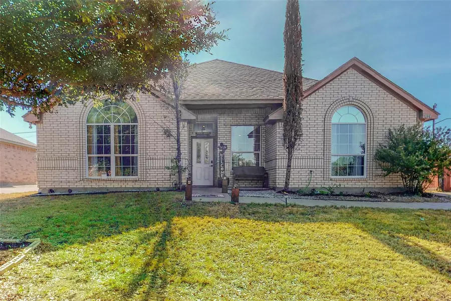 3124 Eastcrest Court, Fort Worth, TX 76105