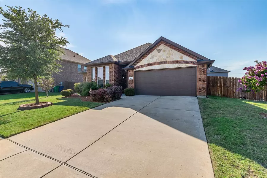 113 Honeysuckle Lane, Waxahachie, TX 75165