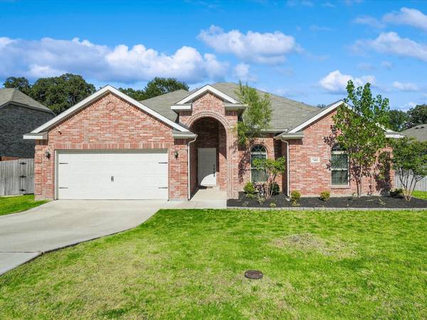 7401 Rose Crest Boulevard, Forest Hill, TX 76140