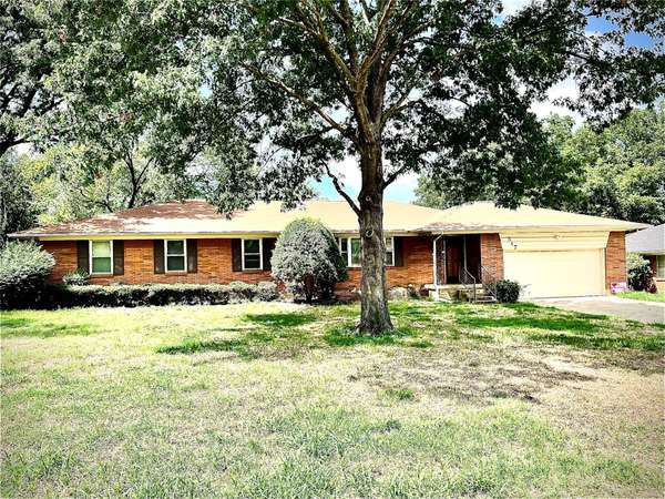 517 Degan Avenue, Lewisville, TX 75057