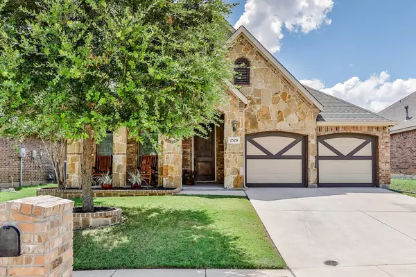 2520 Open Range Drive, Fort Worth, TX 76177