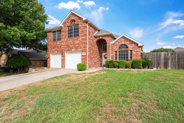 1403 Brighton Drive, Mansfield, TX 76063