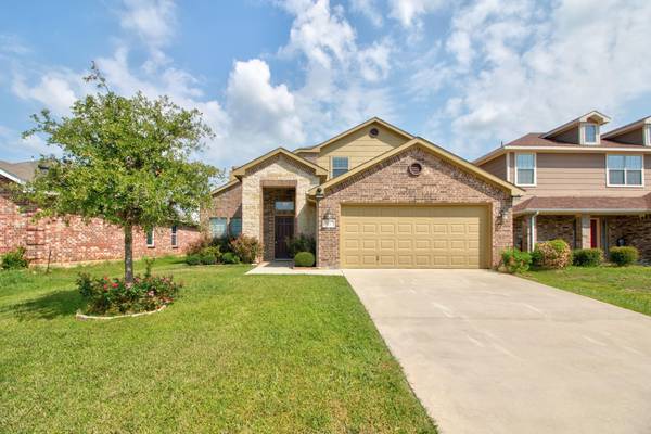 3417 Austin Street, Gainesville, TX 76240