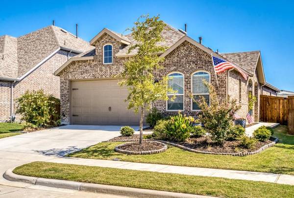 3616 Desert Willow Court, Aubrey, TX 76227