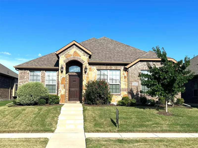 212 Melody Way, Red Oak, TX 75154