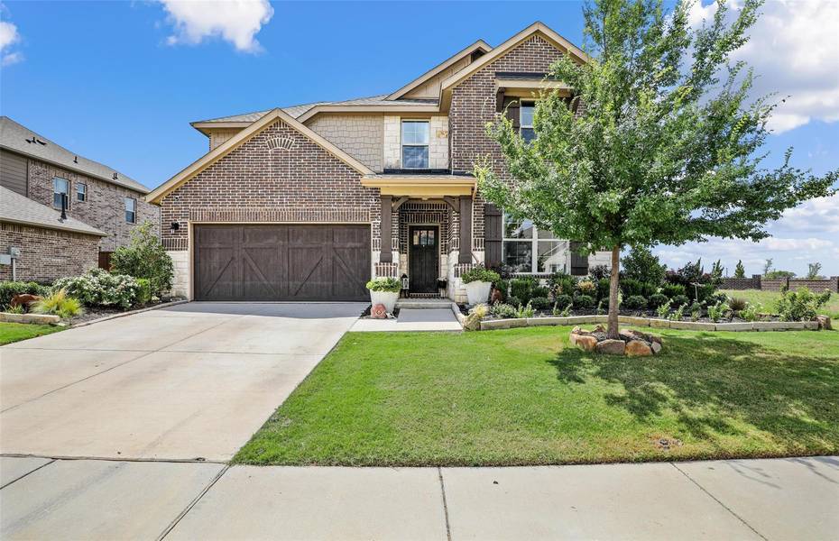 6508 Farndon Drive, Aubrey, TX 76227