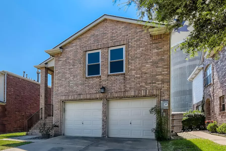 1412 Drake Lane, Lewisville, TX 75077