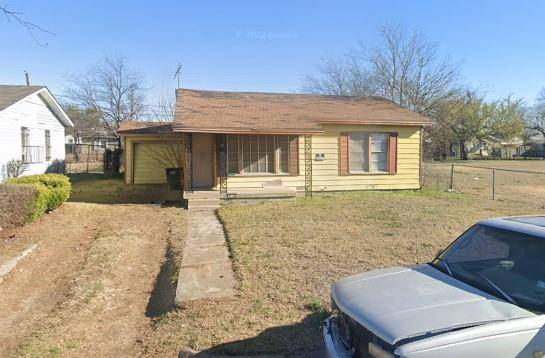 1725 E Davis Avenue, Fort Worth, TX 76104