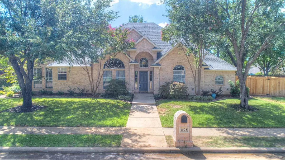 Keller, TX 76248,1608 Emerald Green Lane