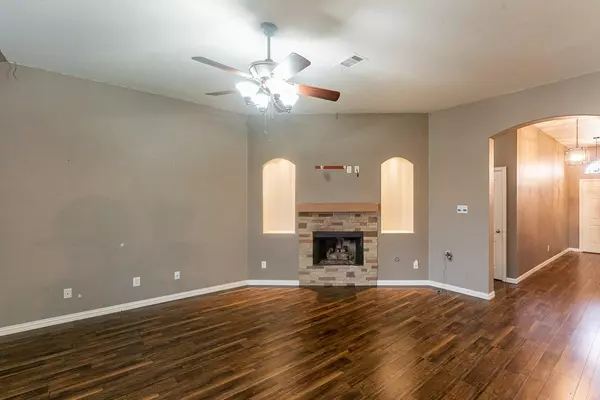 Fort Worth, TX 76179,6601 Chalk River Drive