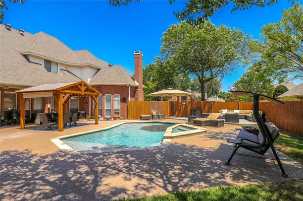 Colleyville, TX 76034,5900 Highland Hills Lane