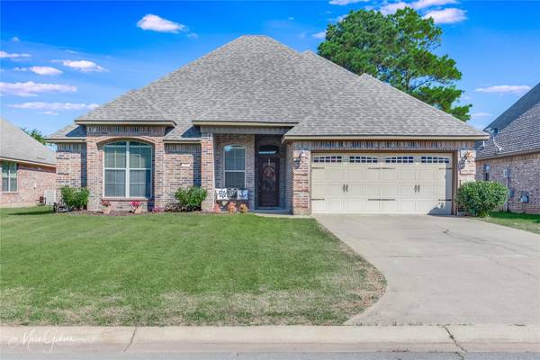 337 Wood Springs, Haughton, LA 71037