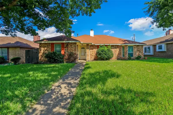 7163 Rothland Street, Dallas, TX 75227