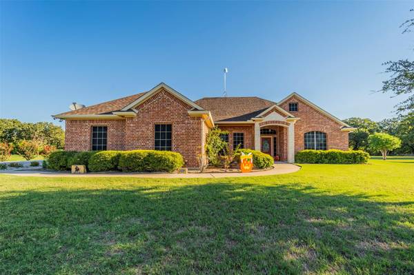 2066 Bent Trail,  Kaufman,  TX 75142