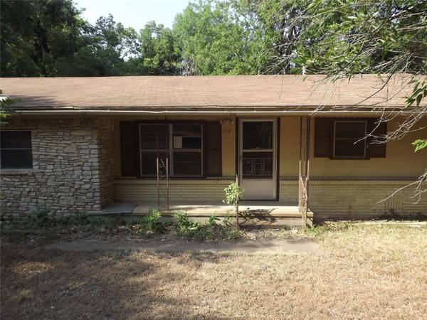 714 W Boynton Street, Hamilton, TX 76531