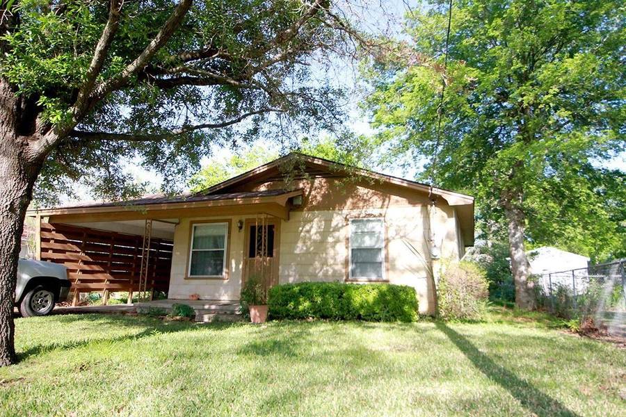 105 S Branch Street, Bells, TX 75414