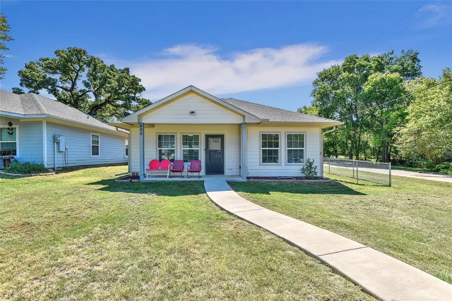 400 E Shepherd Street, Denison, TX 75021