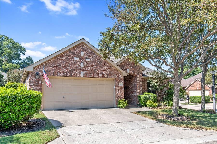 924 Cascade Drive, Fairview, TX 75069