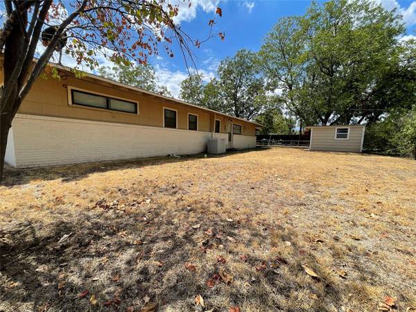 Coleman, TX 76834,117 Bell Street