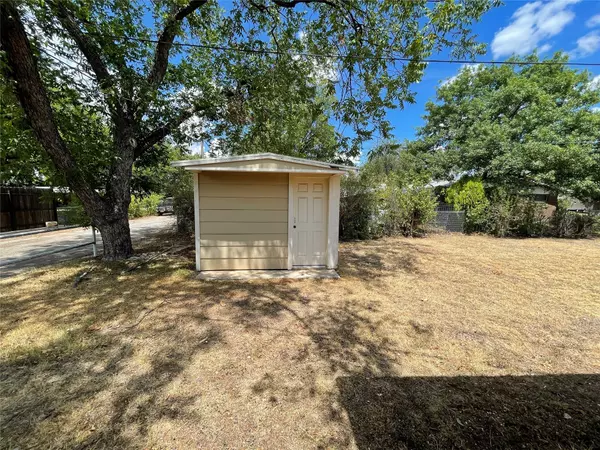 Coleman, TX 76834,117 Bell Street