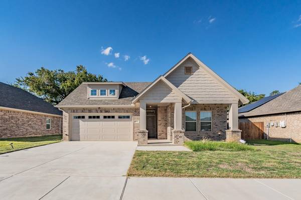 953 Sam Street, Springtown, TX 76082