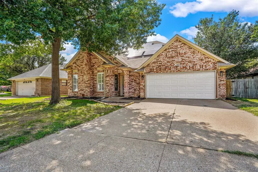 7405 Crosswicks Circle, Fort Worth, TX 76137