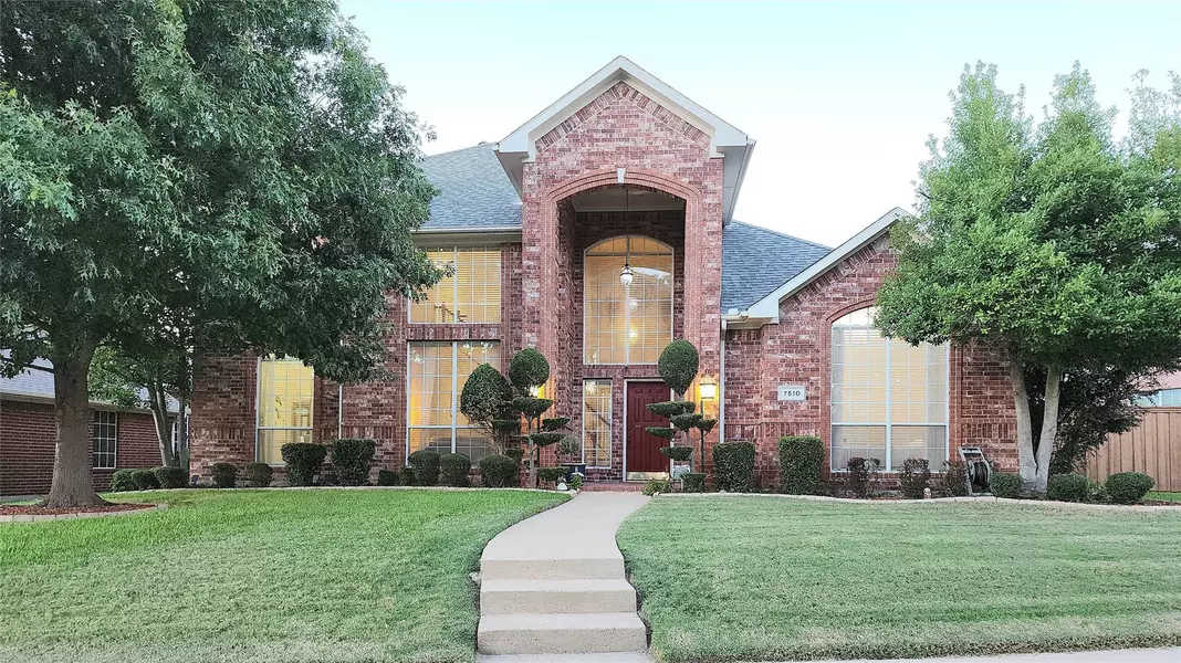 7510 Sand Pine Drive, Rowlett, TX 75089