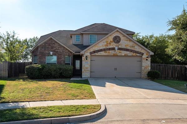 1004 Junegrass Lane, Crowley, TX 76036