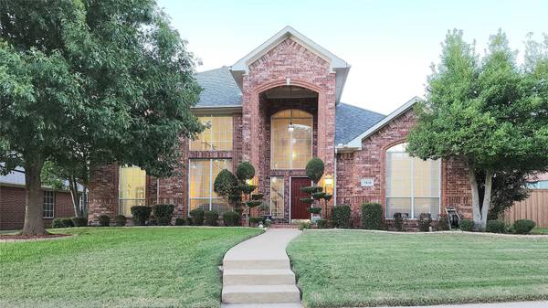 7510 Sand Pine Drive, Rowlett, TX 75089