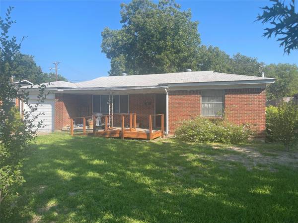 5440 Durham Avenue, Fort Worth, TX 76114